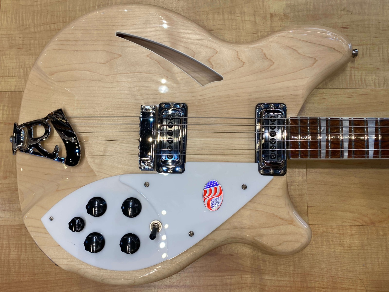 Rickenbacker 360 6-String Electric Guitar MapleGlo (Natural)