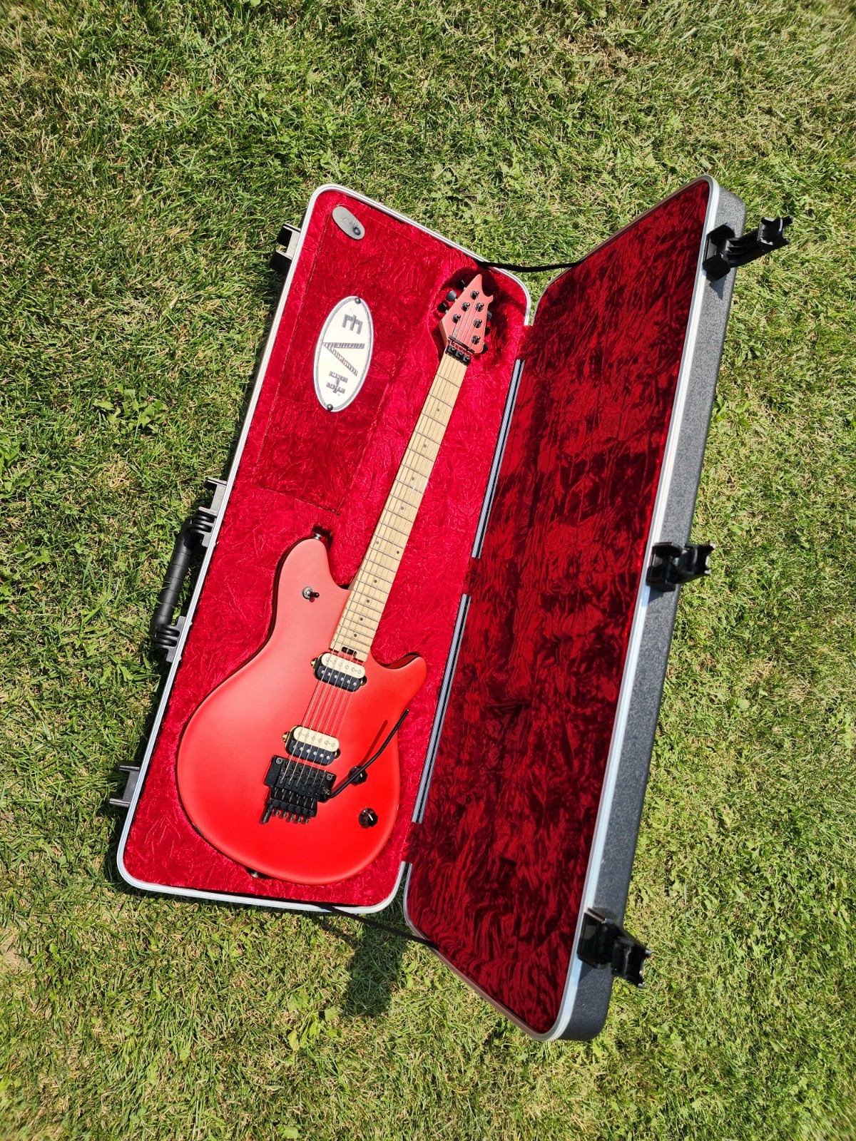2015 EVH WOLFGANG SPECIAL ELECTRIC GUITAR WITH EVH HARD CASE