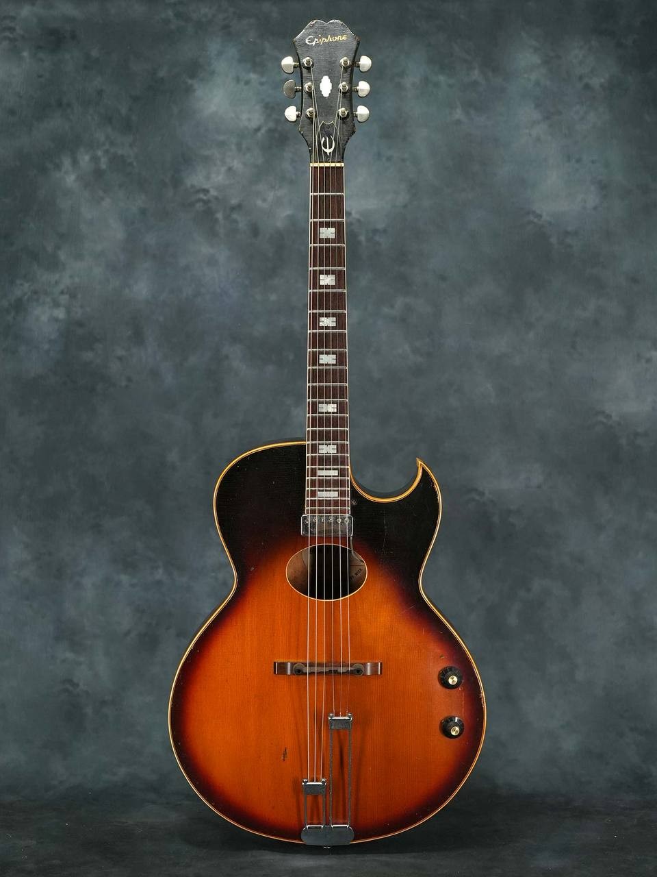 Epiphone 1967 Howard Roberts Sunburst Used Electric Guitar 1967