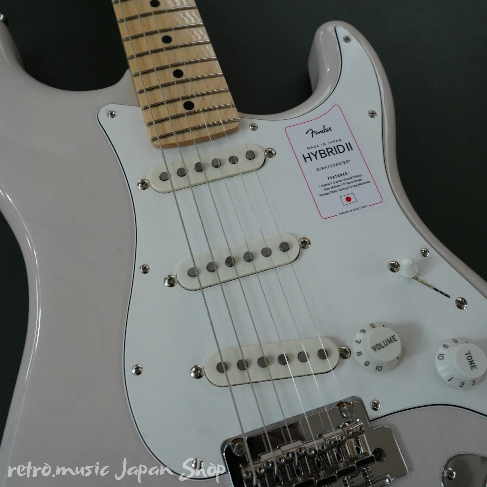 Fender Electric Guitar Made in Japan Hybrid II Stratocaster Maple US Blonde