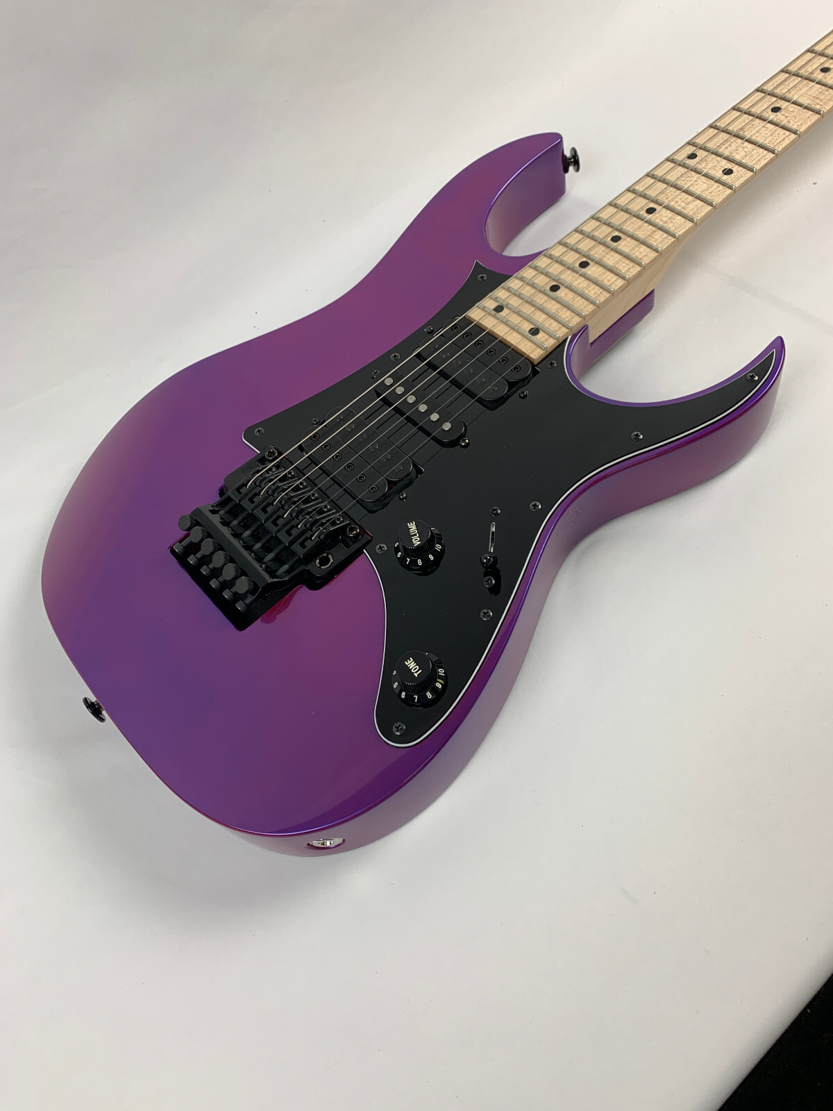 Ibanez RG550 Purple Neon PN Electric Guitar Made in Japan RG 550 Customer Return