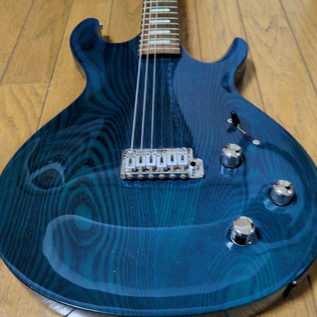 Electric Guitar Line 6 Variax 700 Blue Made in Japan SN 04080052 & Original Case