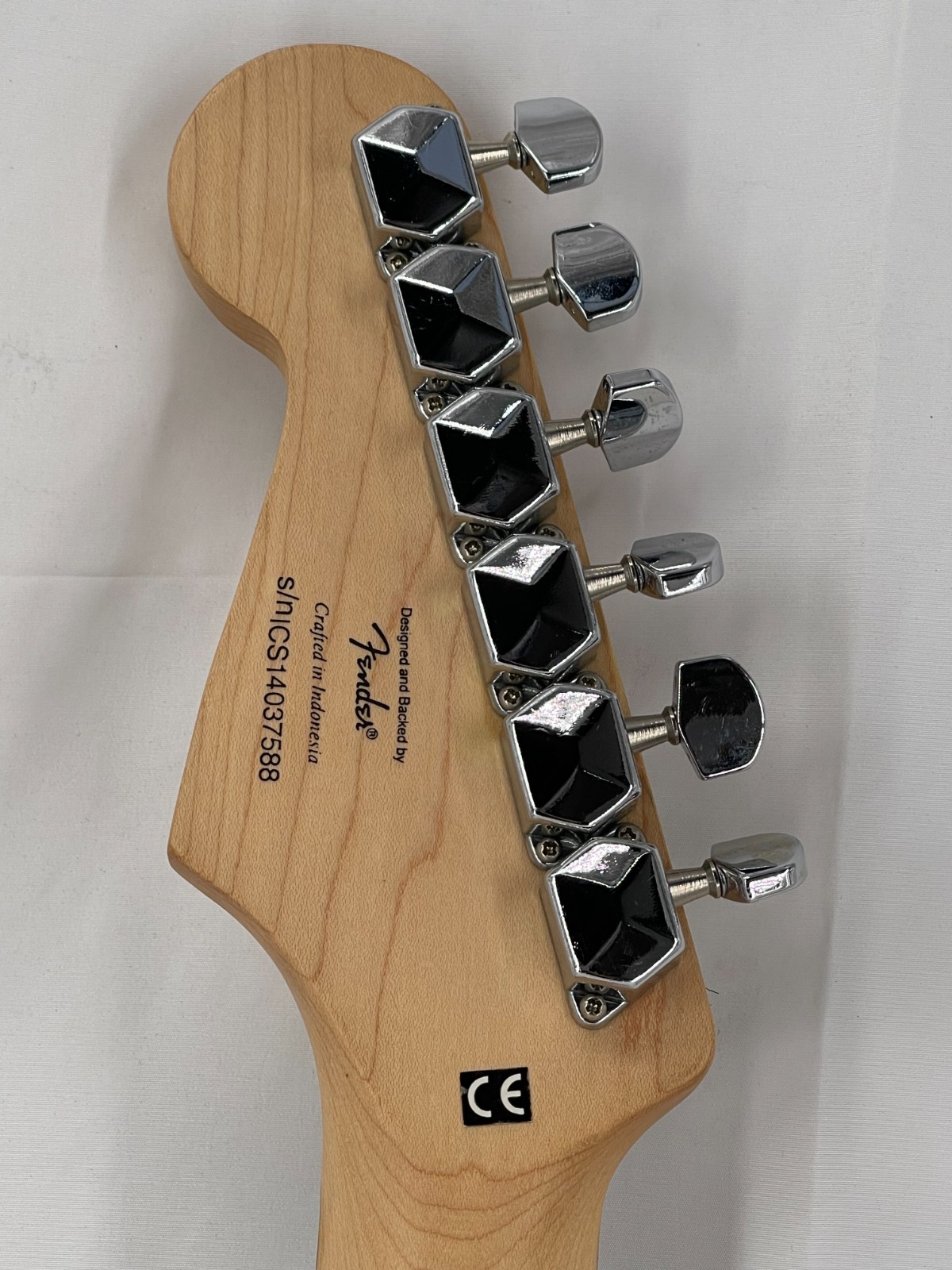 Squier Bullet Stratocaster HSS Electric Guitar Shell Pink Rosewood Fender Indone