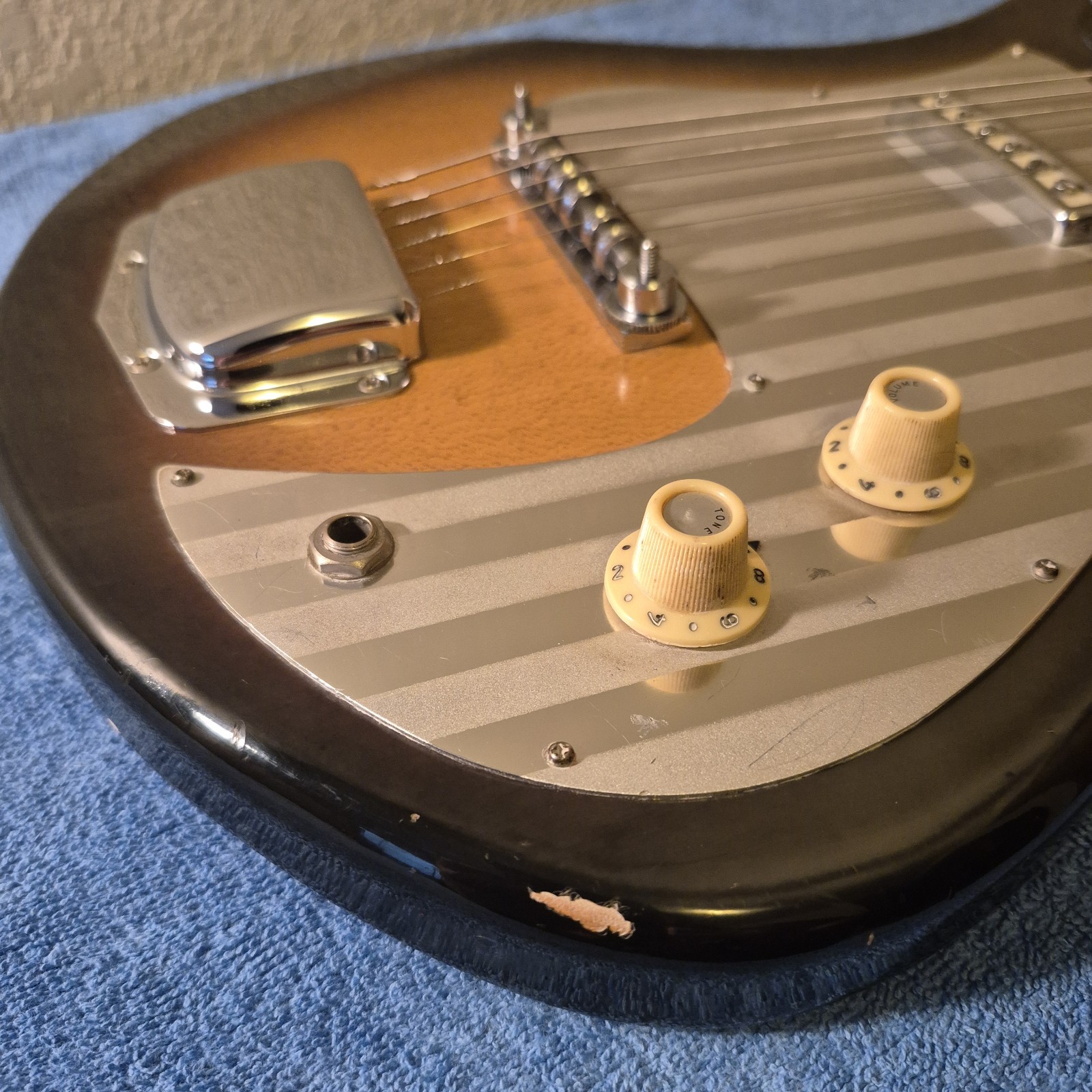 Vintage Teisco Decca Electric Guitar Mid 60’s Made In Japan Tulip Model DMI 201