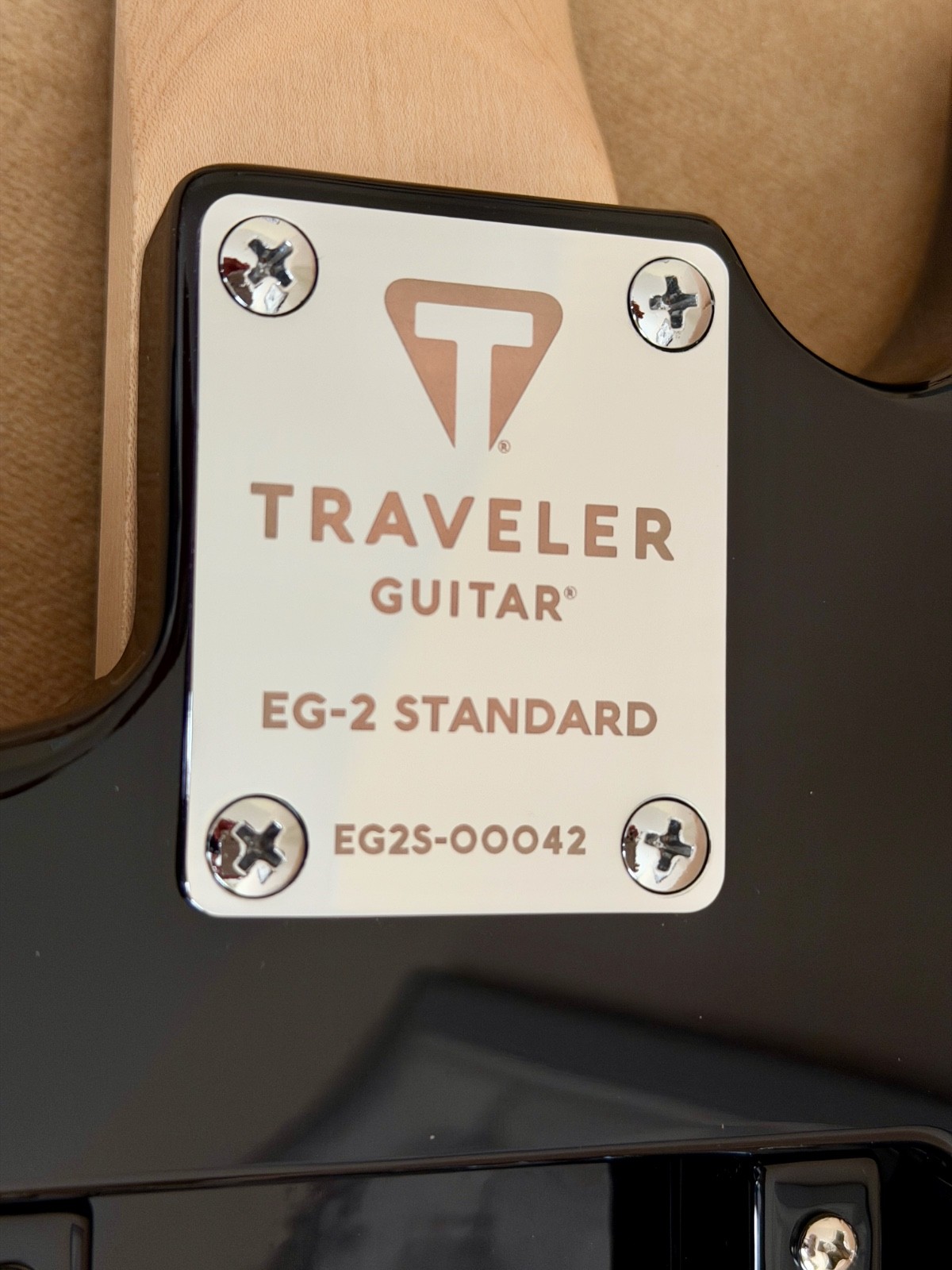 Mint Traveler EG-2 Electric Travel Guitar, Gig Bag, Upgraded Locking Tuners