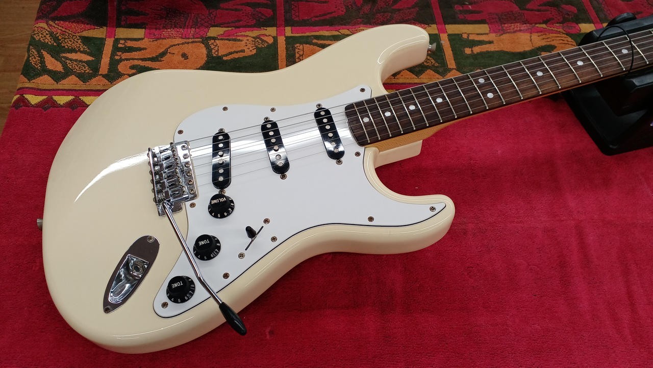 Fender Japan Stratocaster Guitar ST72-US Olympic White Large Head