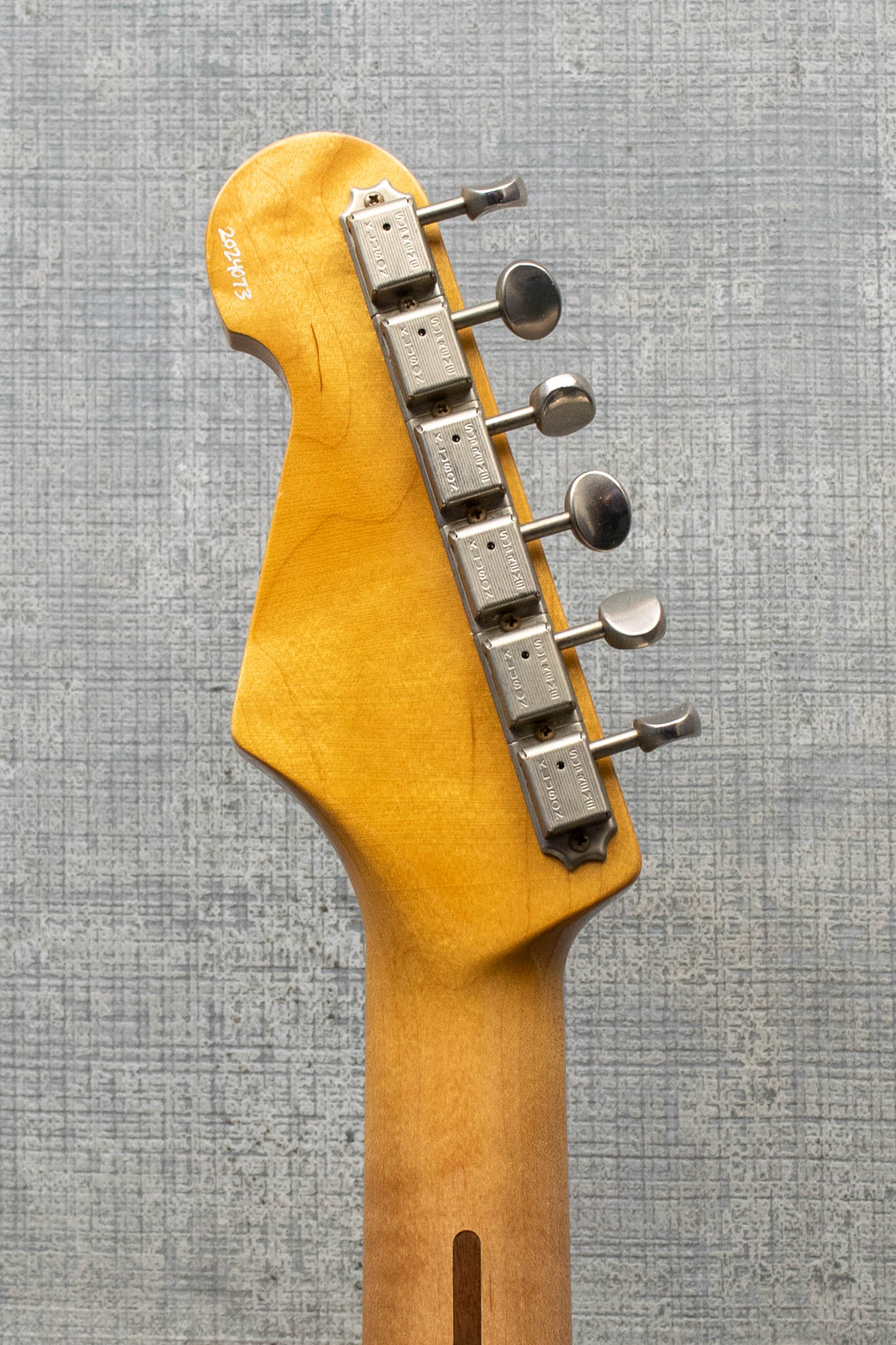 Seuf Guitars Old Hand 19 (OH-19) – 2-Tone Sunburst