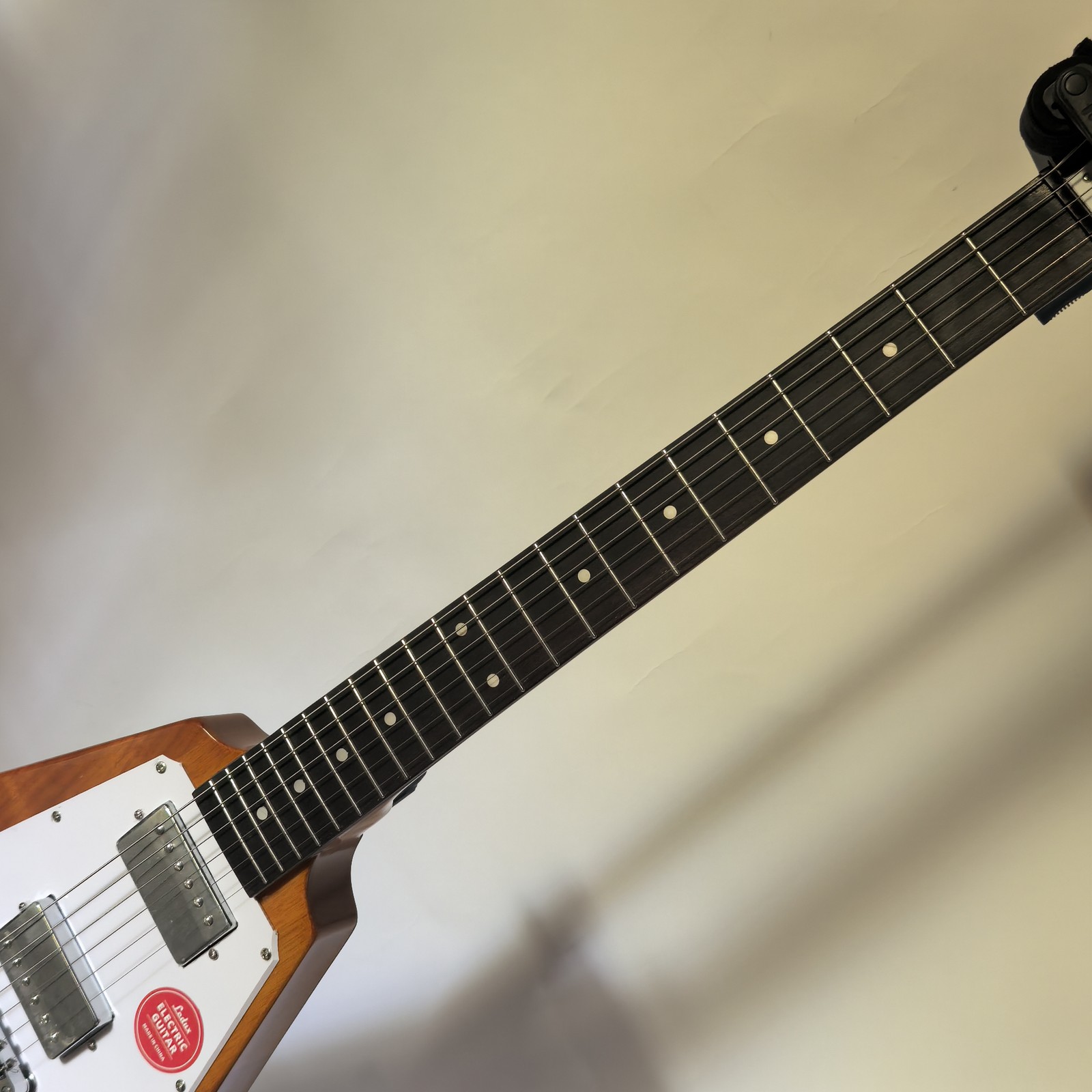 Hot sale Electric GuitarTransparent Yellow Mahogany Body white pckguard fast
