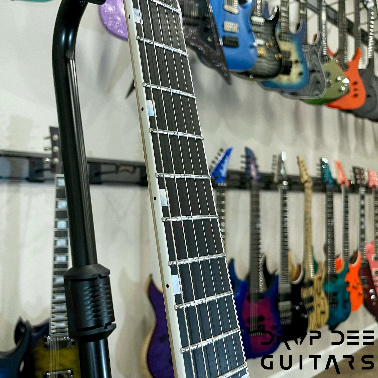 ESP USA M-I DX FR Electric Guitar w/ Case (4038) – Red Rose Marble