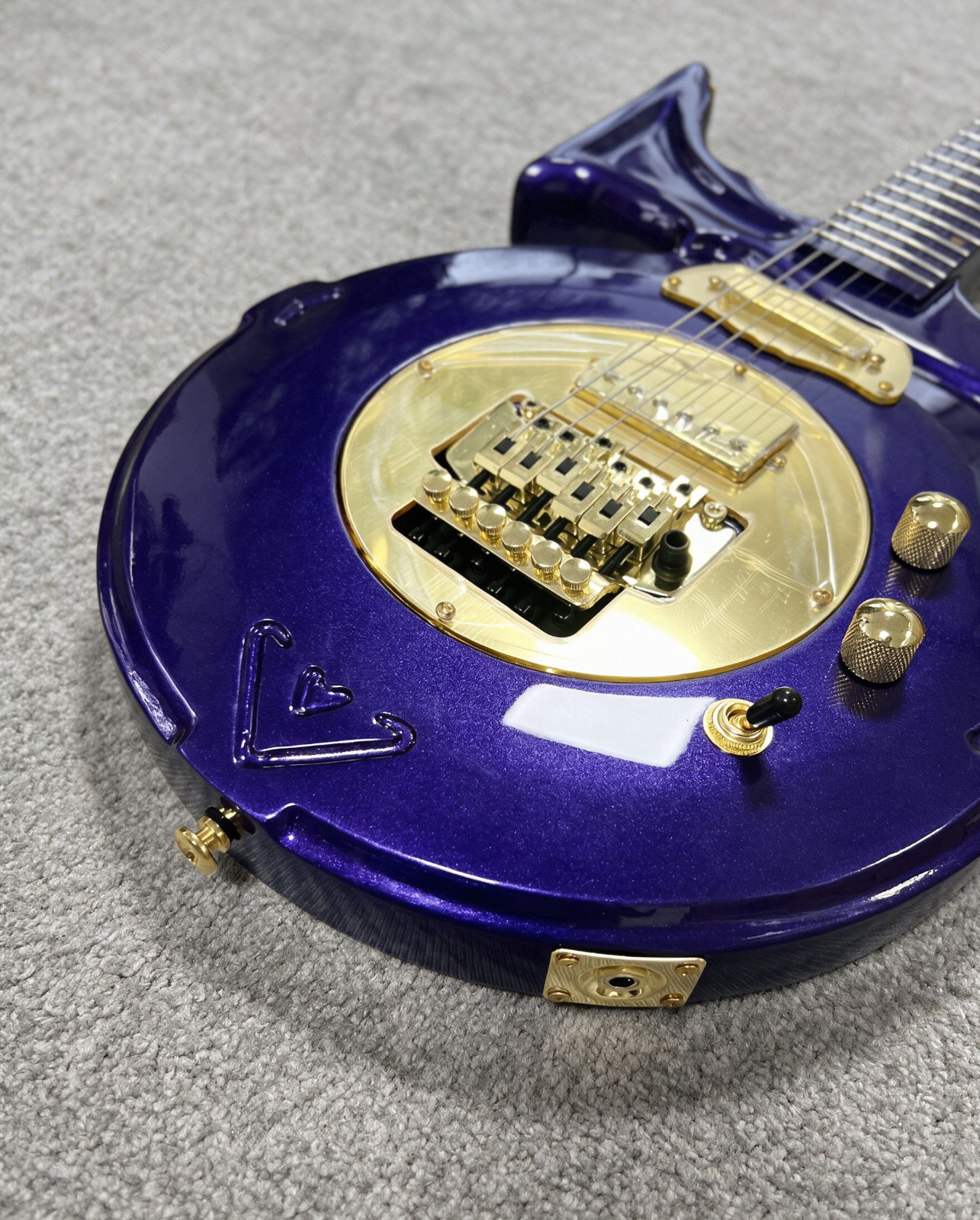 US Warehouse Purple Prince “Love Symbol” Style Electric Guitar Gold Hardware