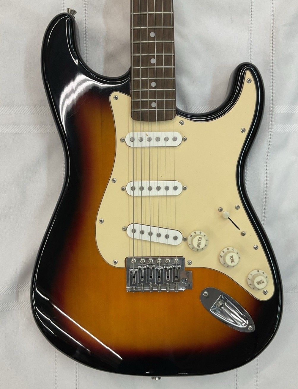 fender Starcaster electric guitar