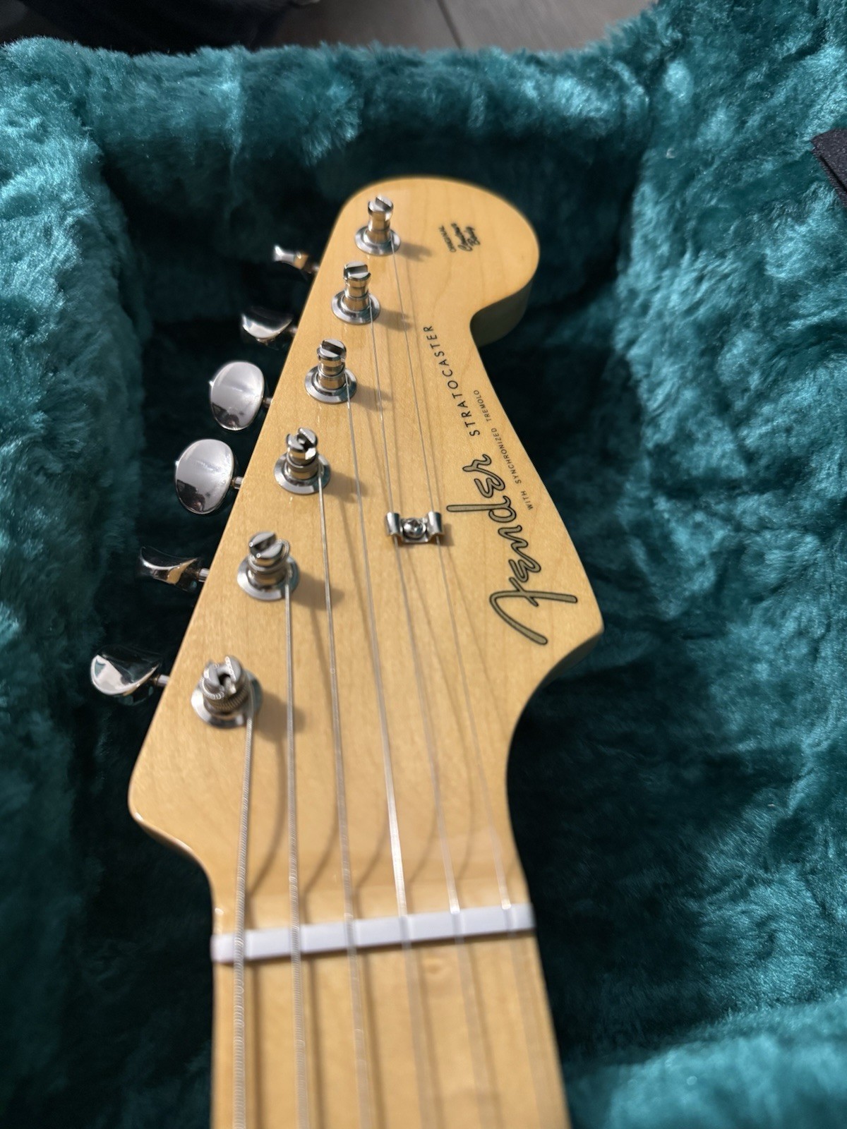 Mint Fender Steve Lacy People Pleaser Stratocaster Electric Guitar – Chaos Burst