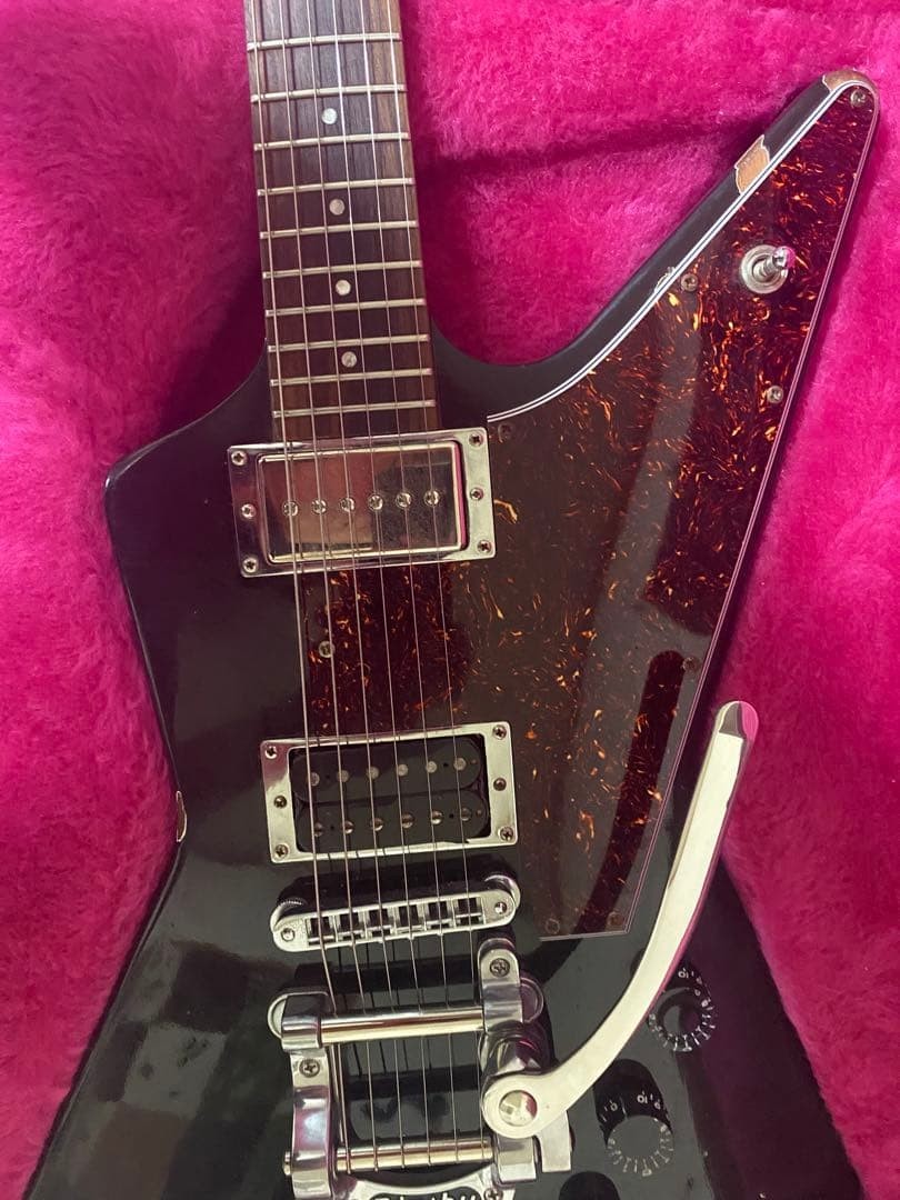 Gibson USA 1992 Explorer Ebony BIGSBY B5PL Pinless Tortoiseshell pickguard