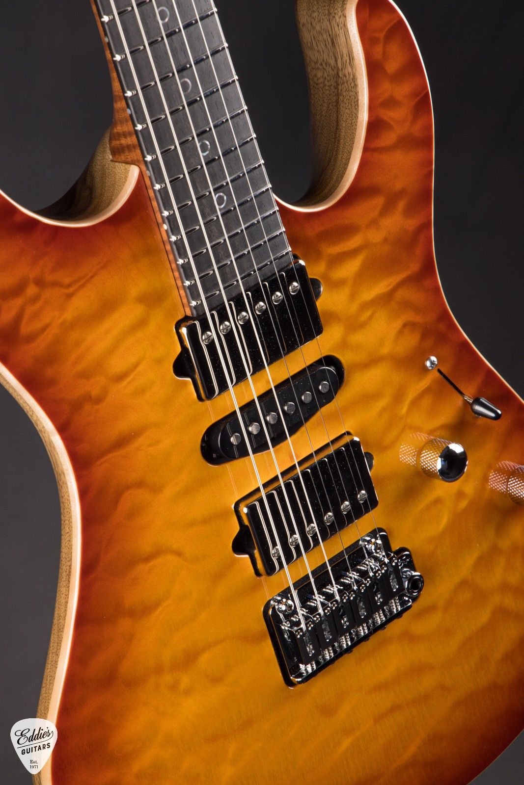 Suhr Modern Quilt Maple & Black Limba – Honey Burst