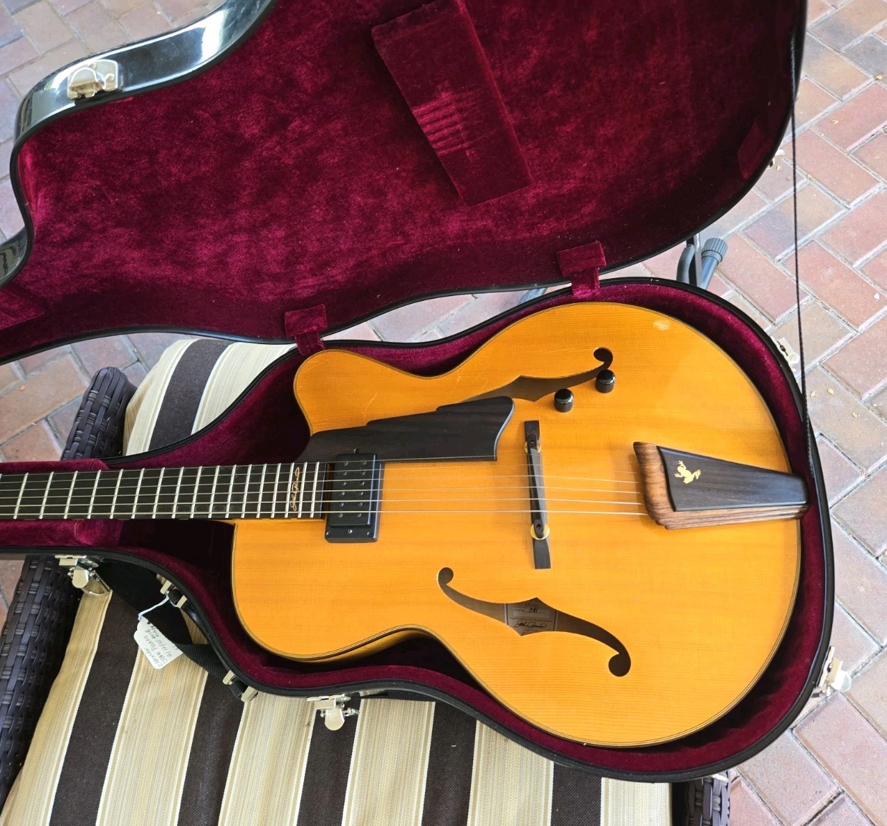 Eastman AR880CE John Pisano 2005 Archtop Jazz Guitar Serial Number 011 Upgraded