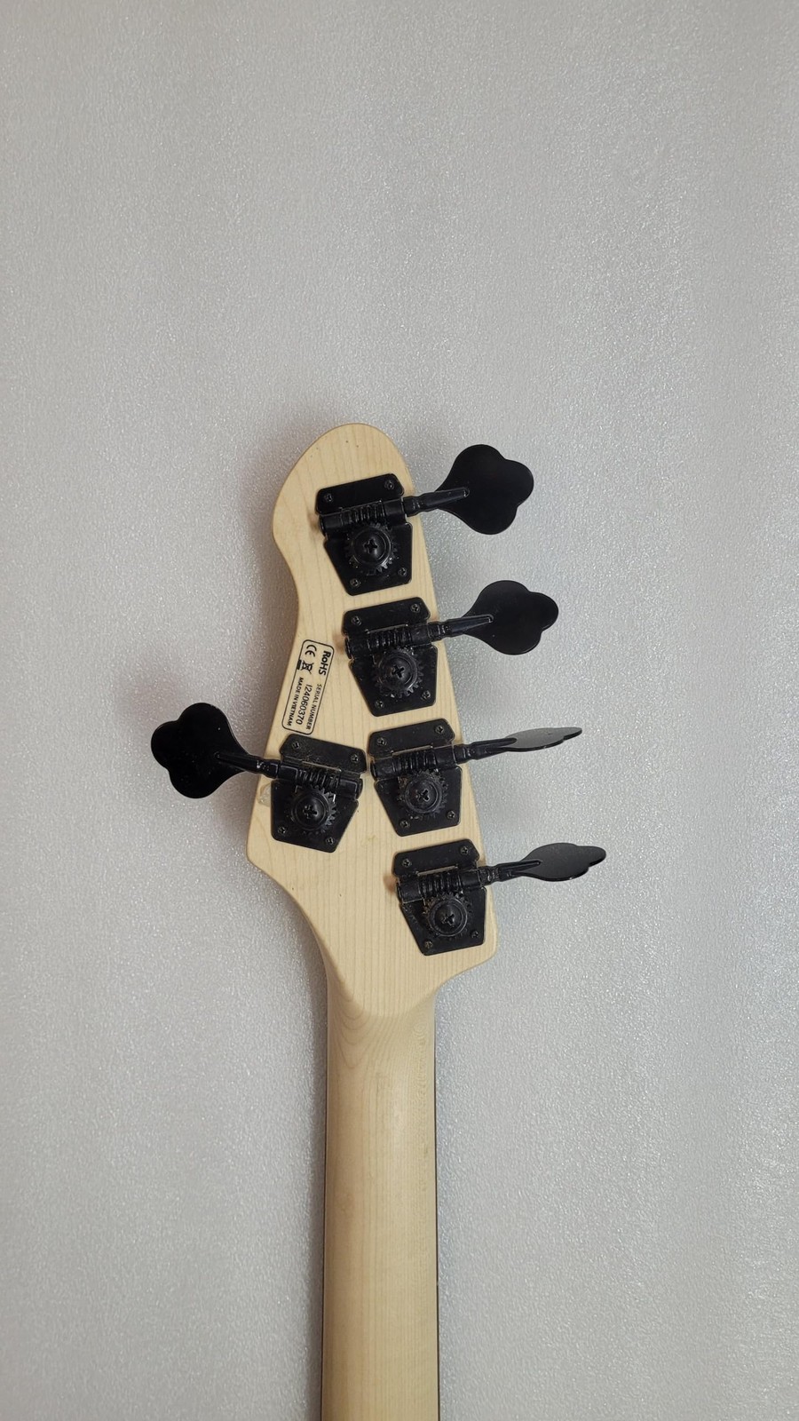 IYV IMM-305A 5 String Electric Bass, Right Full size, Sunburst