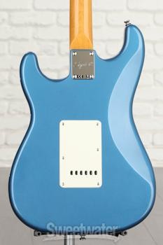 Squier Classic Vibe ’60s Stratocaster – Lake Placid Blue