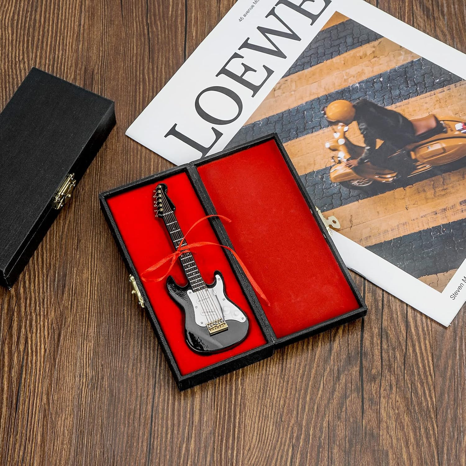 Miniature Guitar with Stand and Case, 14Cm Mini 6 Strings Electric
