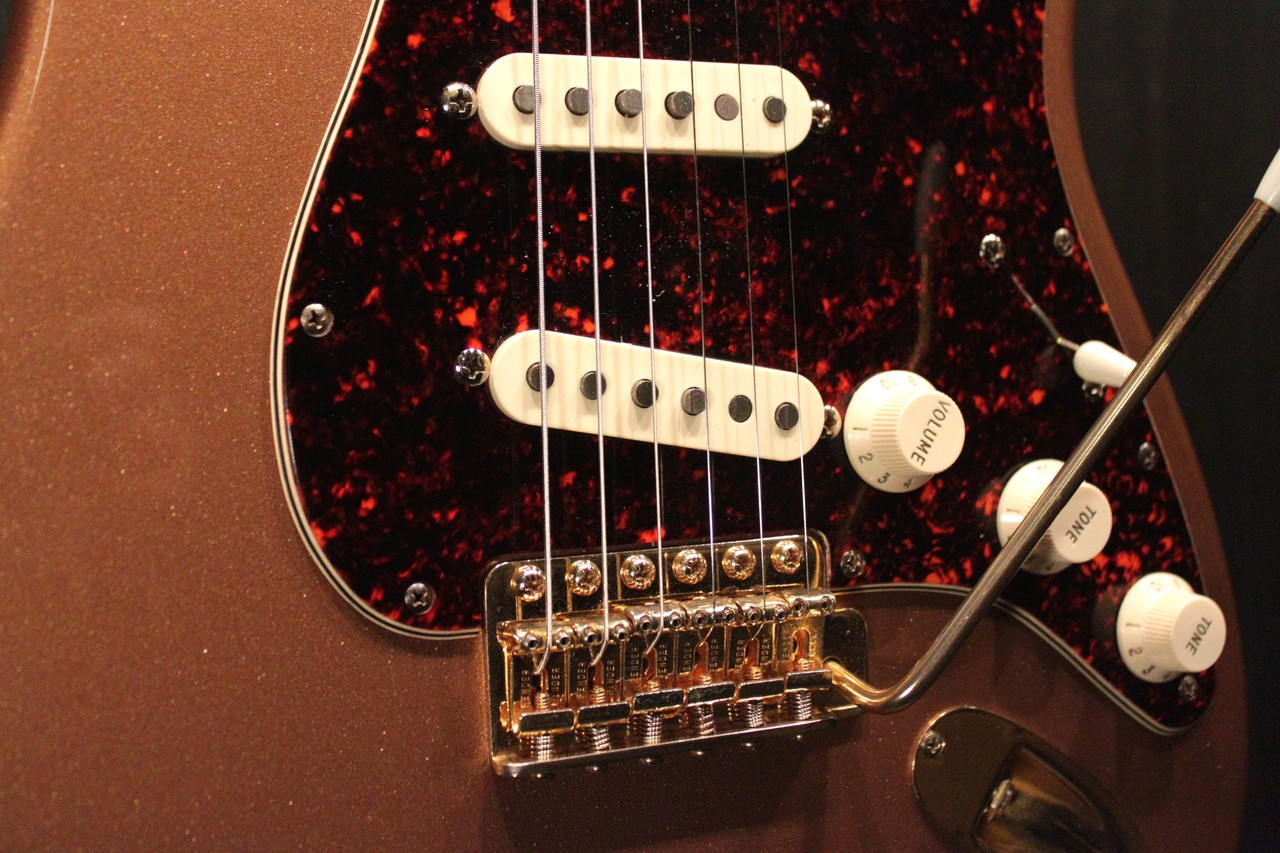 Fender Mexico Classic Series 60s Stratocaster Firemist Gold w/Gold Hardware 1999