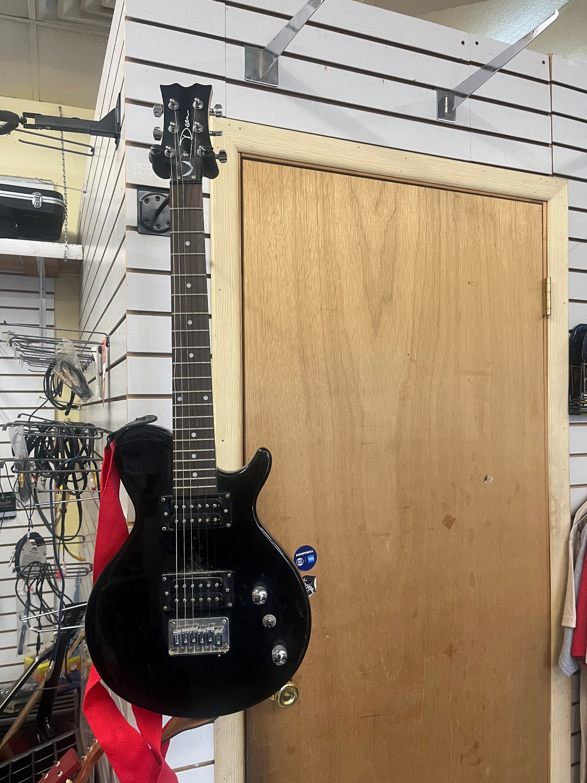 Dean Playmate EVO-J Right handed 3/4 Size Electric Guitar In Black