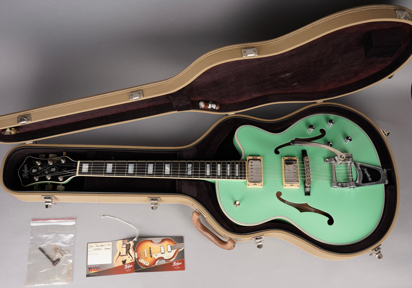Hofner Thin President E2 – 2009 – Germany – Surf Green w/OHSC