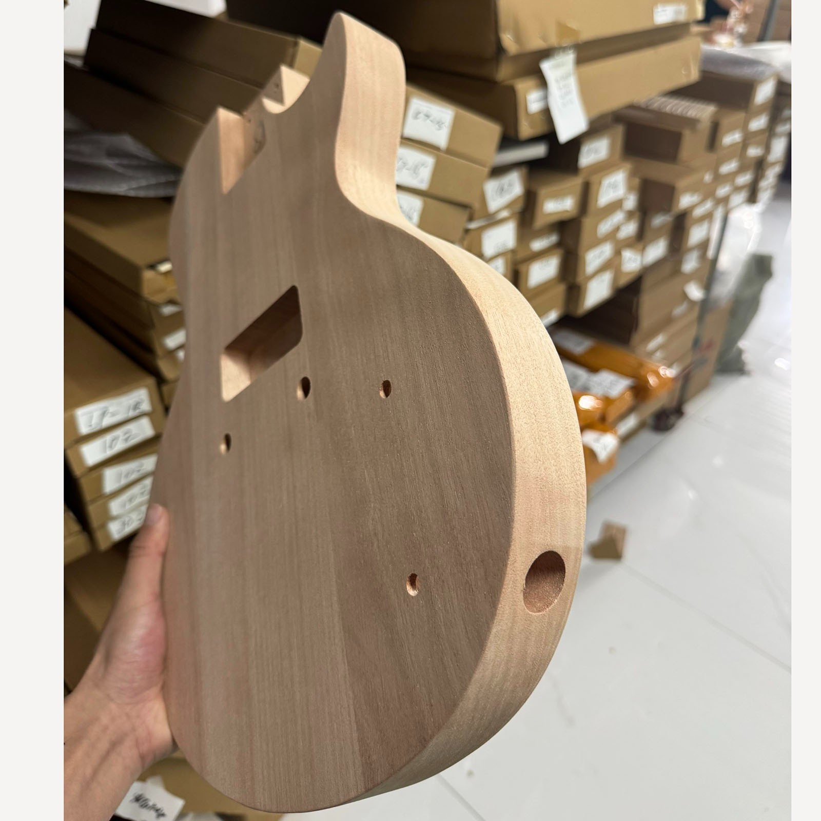 Unfinished Mahogany Electric Guitar DIY Kit 22 Frets 24.75″ Scale Mahogany Neck