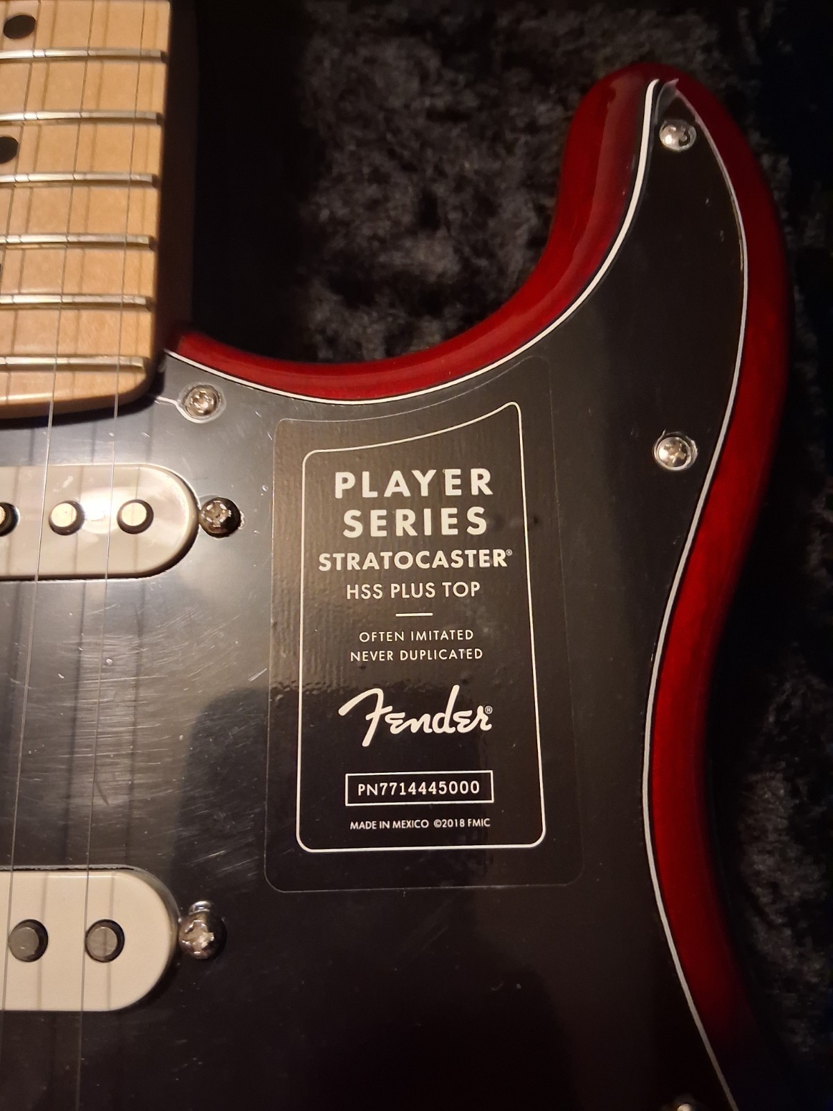 Fender Player Stratocaster HSS Plus TOP Aged Cherry Burst. New