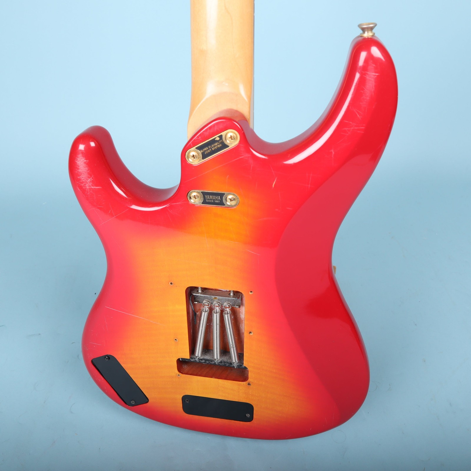 Yamaha SE903A Stratocaster Active Electric Guitar Cherry Sunburst