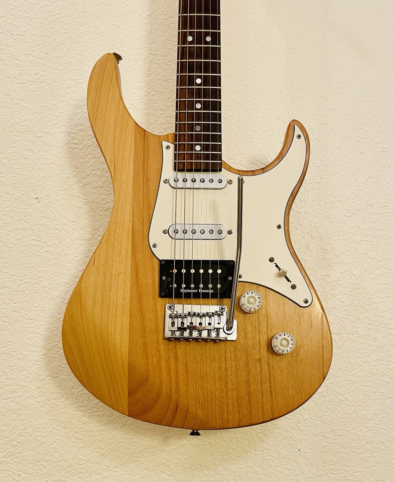 1989 Yamaha Pacifica 712