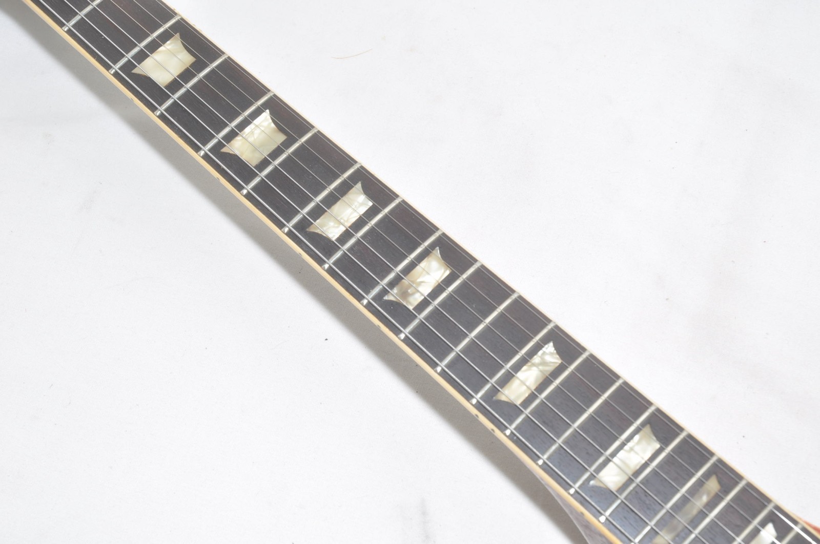 Bunny lespaul Model FERNANDES FLG-70 1977 Electric guitar RefNo 7683