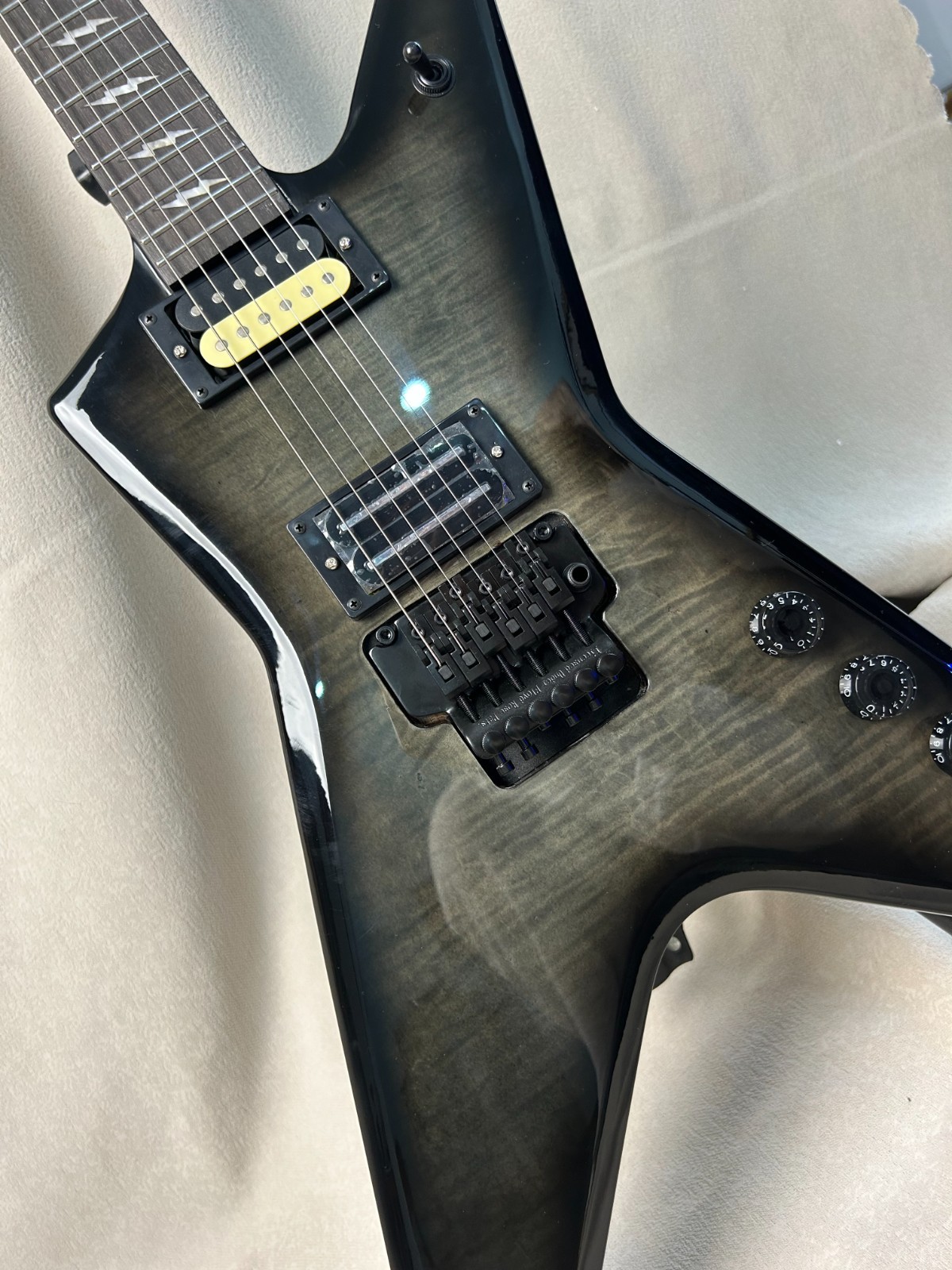 Dimebag Darrell Stealth Electric Guitar Olive Green Flame Maple Veneer