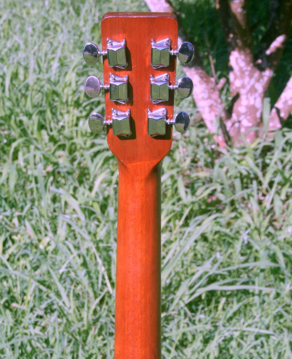Kasuga F311 (F-15) OOO size acoustic guitar made in 1972 made in Japan