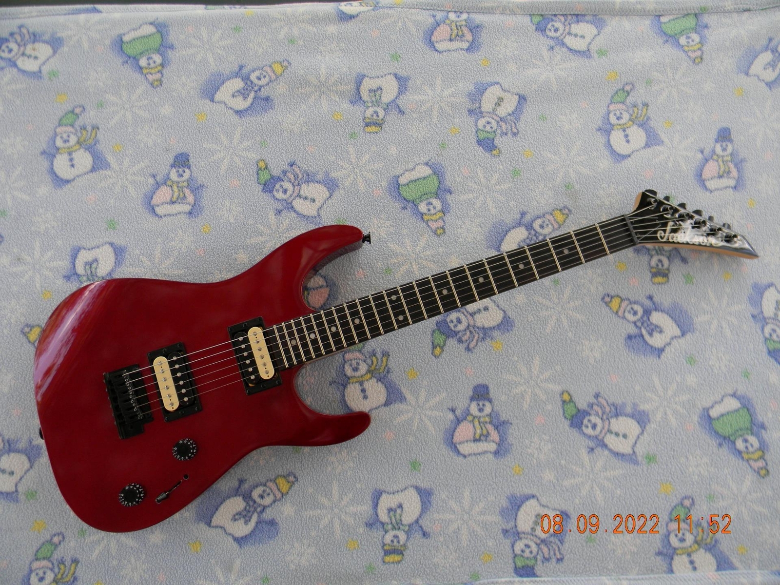 Jackson JS Dinky “Custom Shack”,Hot Zebra Pickups,Coil Splitting,Black Hardware