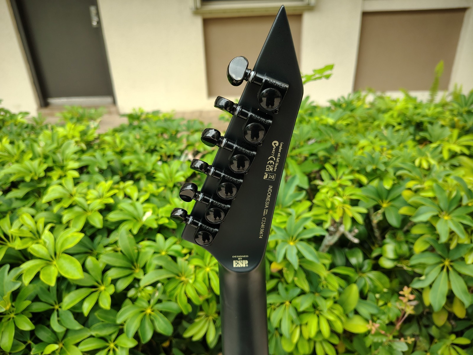 ESP LTD M-Black Metal Series Black Satin 2024
