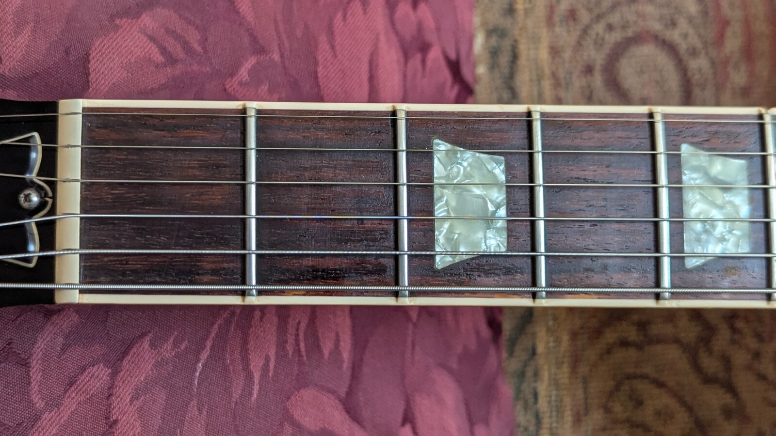 2002 Gibson Les Paul Standard Premium Plus – AAA+ Honeyburst – 8lbs – 9oz