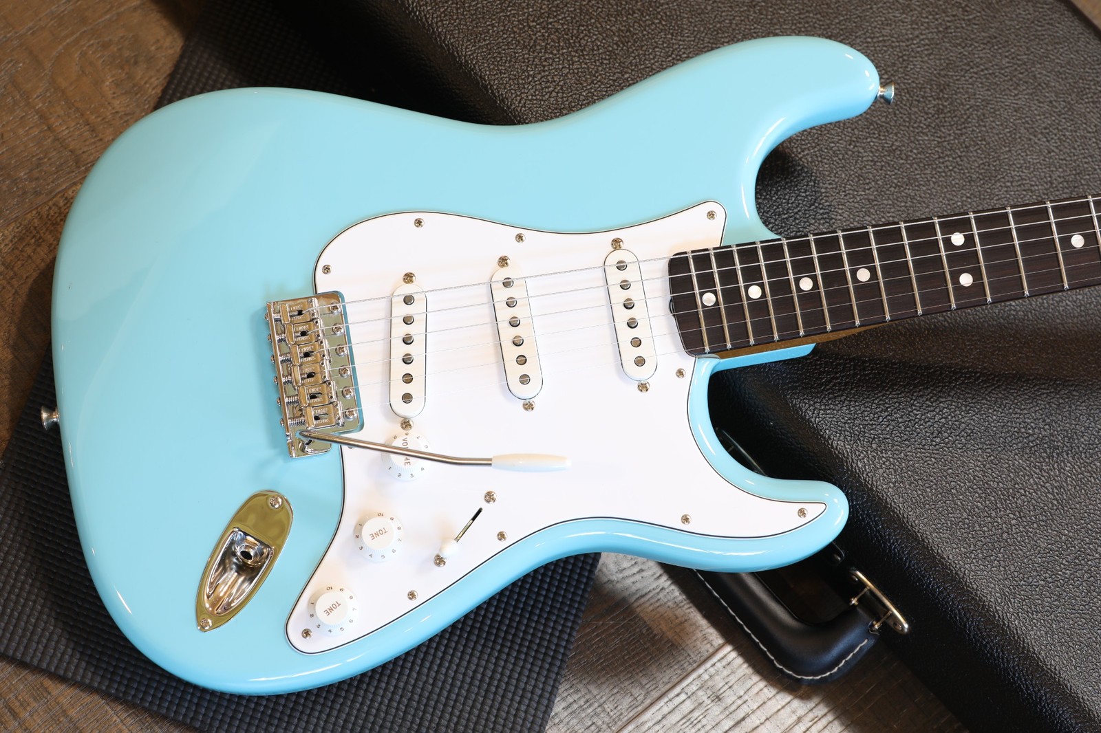 Minty! 2020 Fender CS Empire ’67 Strat Roasted Alder Daphne Blue NOS + COA OHSC
