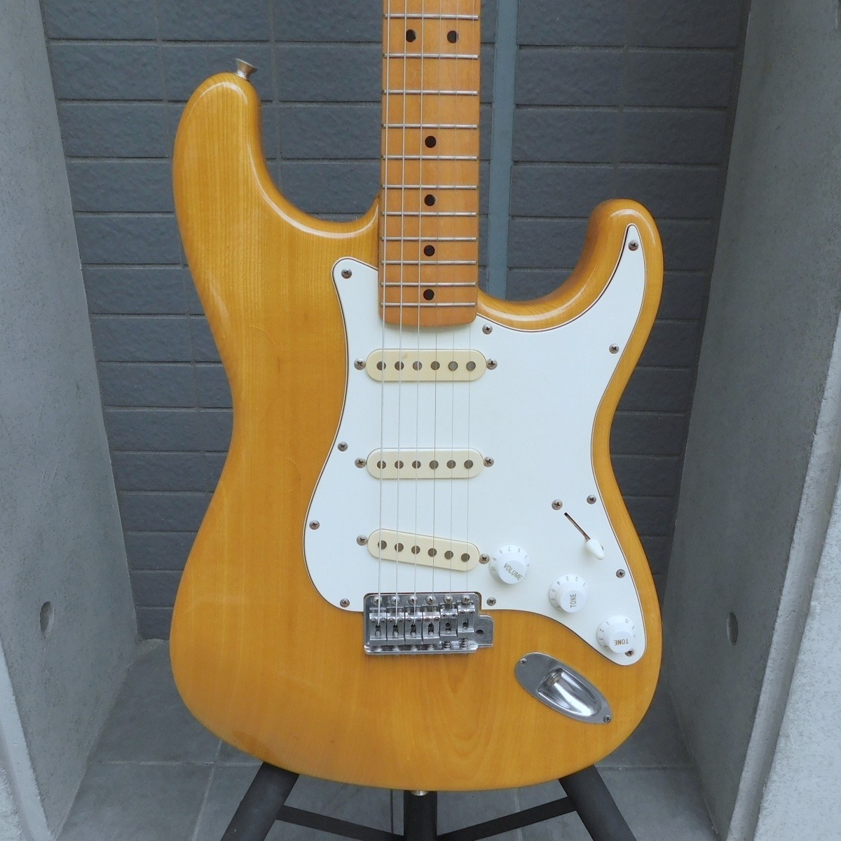 [Fender Japan] ST72-65 Stratocaster Natural Made in JPN 1994-1995 Solid E.Guitar
