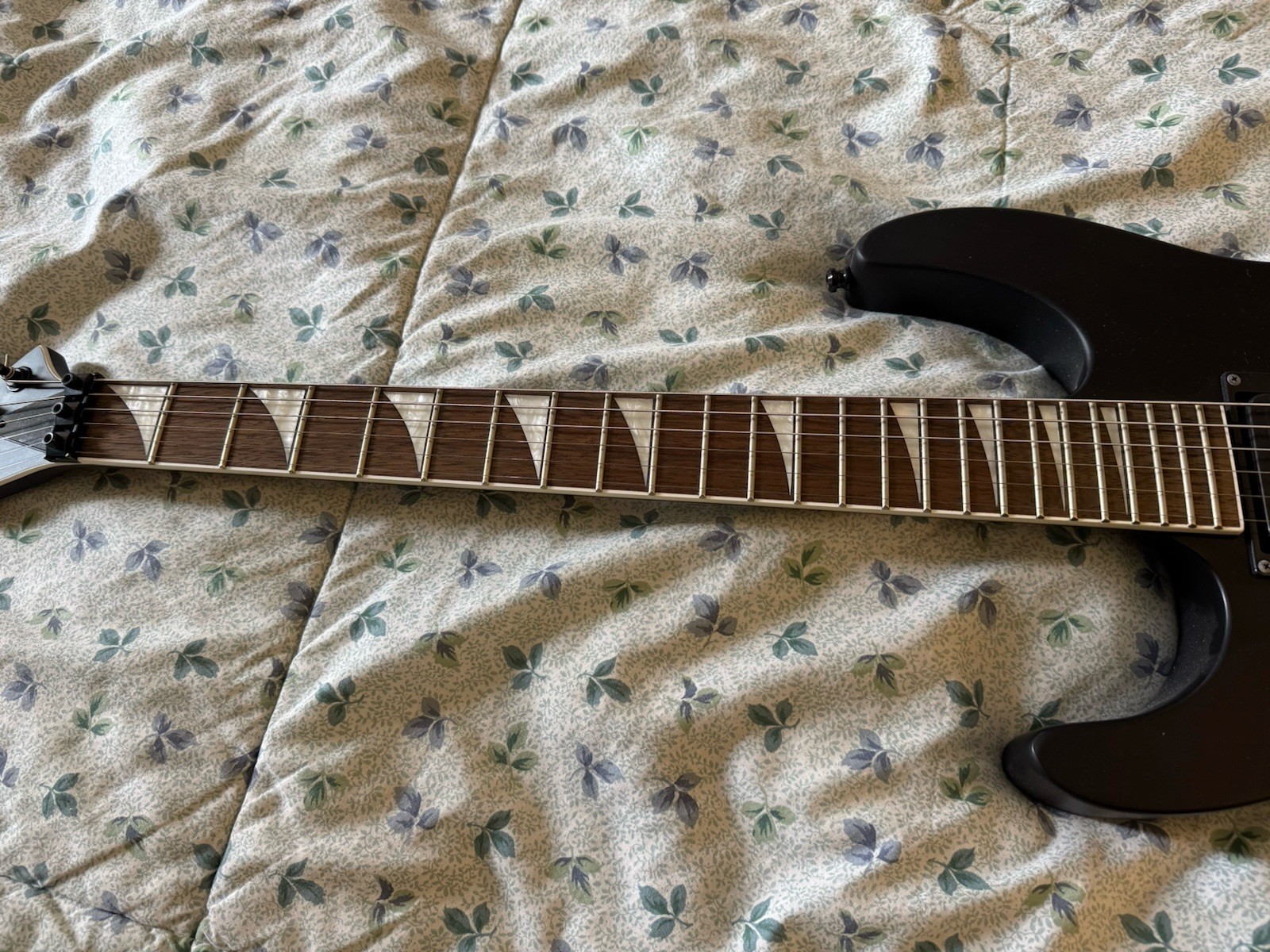 Jackson Soloist SLX ElectricGuitar -SatinBlack -LeftHanded -w/ case and UPGRADES