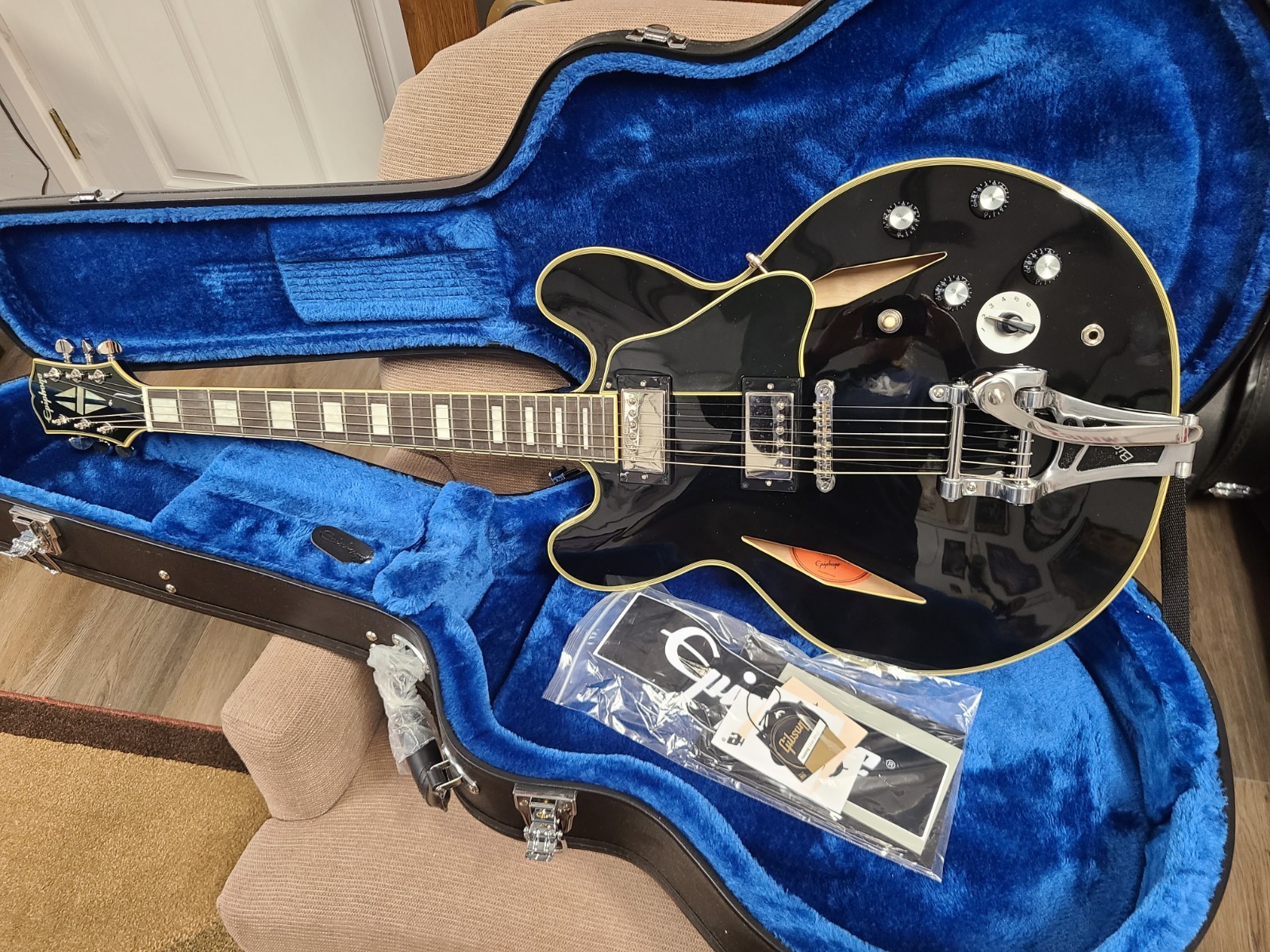 Epiphone Shinichi Ubukata ES-355 Custom Bigsby Semi-hollowbody /2023 with case