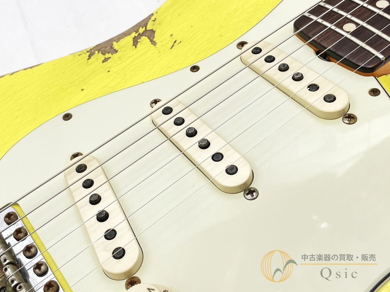 Fender 1961 Stratocaster Heavy Relic Graffiti Yellow 2022 Used Electric Guitar