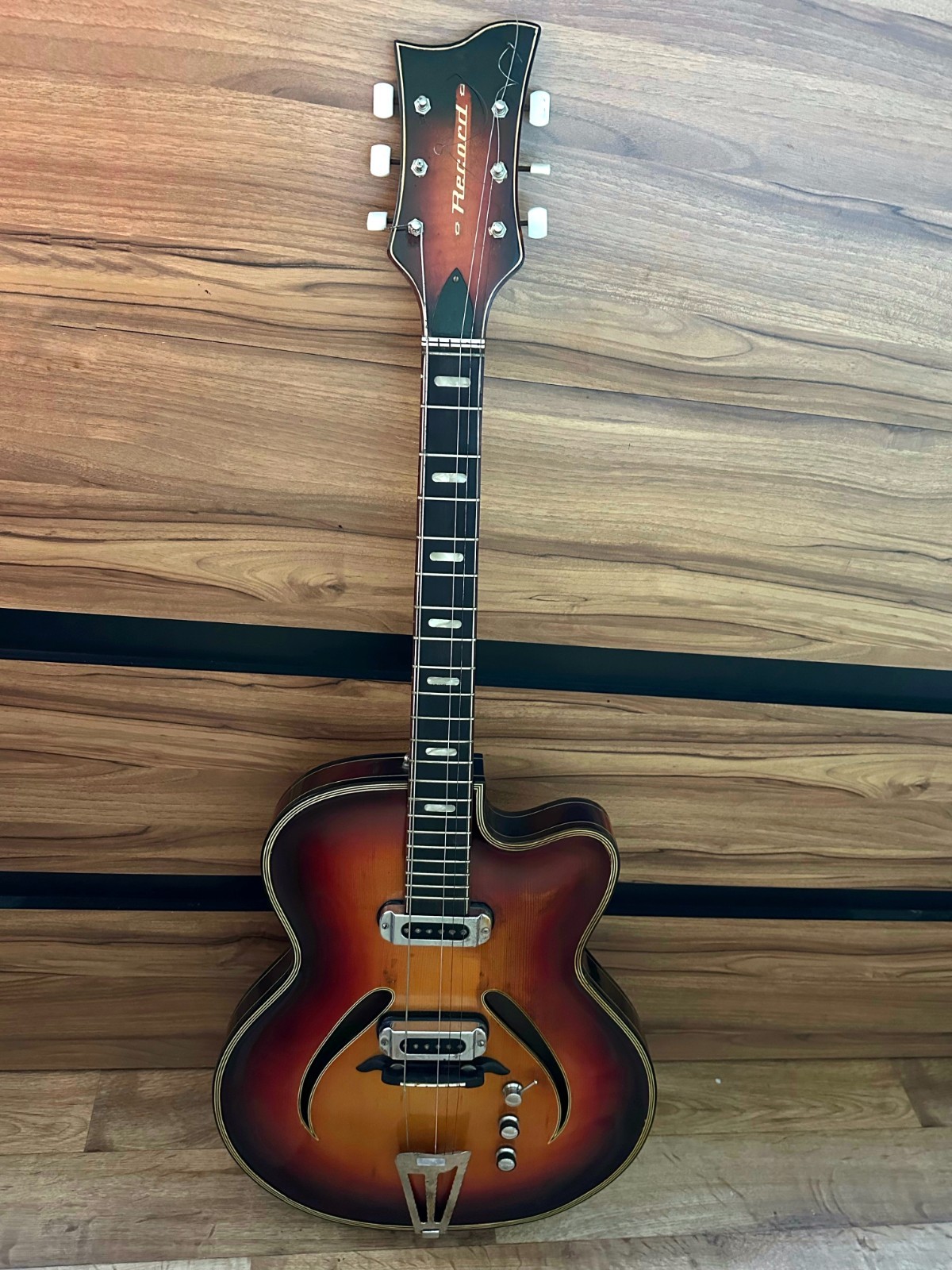 70s Musima Record GDR Germany Electric Guitar Vintage and very Rare