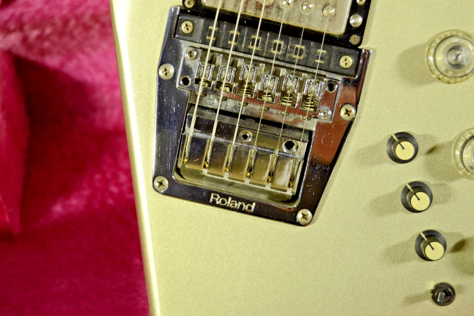 ROLAND G-707 Guitar Synth – Pale Gold “No Synth Unit” Vintage 1984 Japan RARE