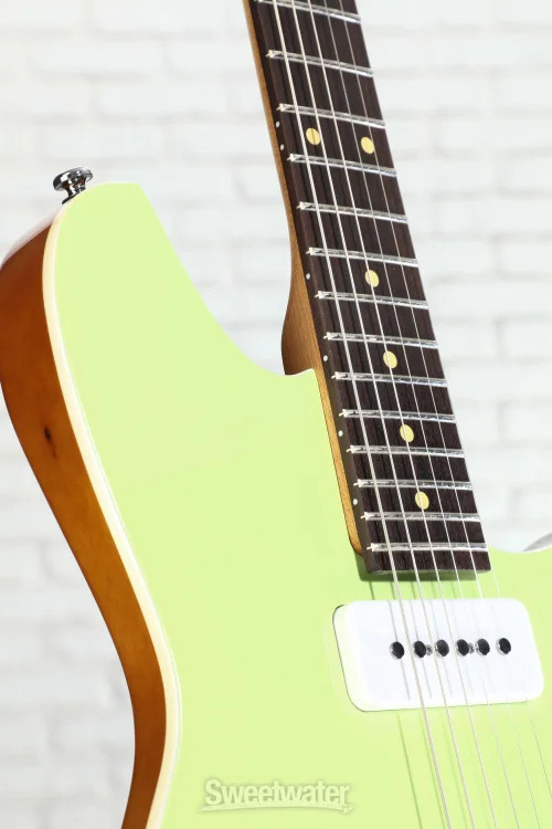 Reverend Kingbolt H90 Electric Guitar – Citrus Cream with Rosewood Fingerboard