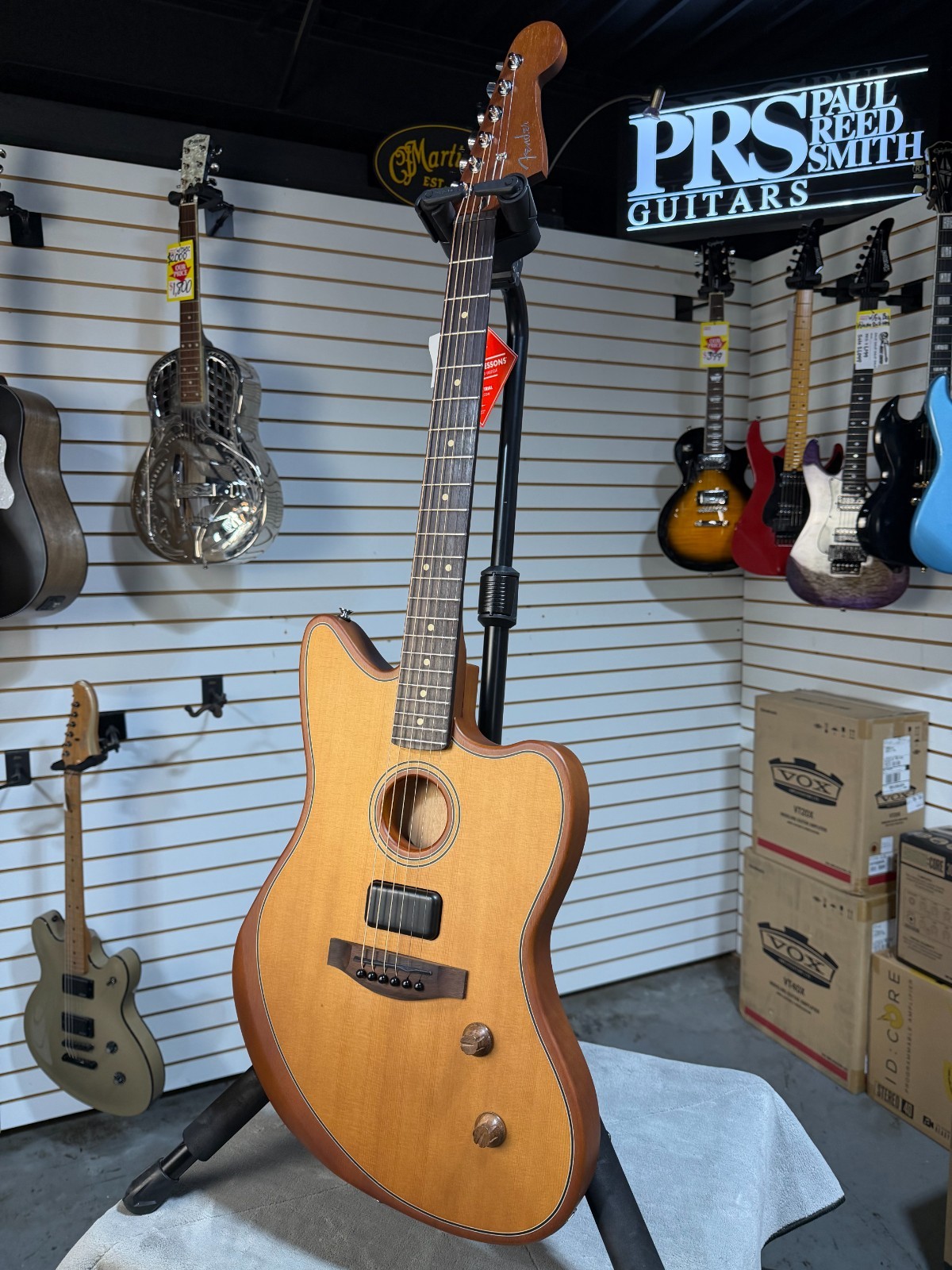 Fender Acoustasonic Standard Jazzmaster – Aged Natural + FREE Plek & Setup #350