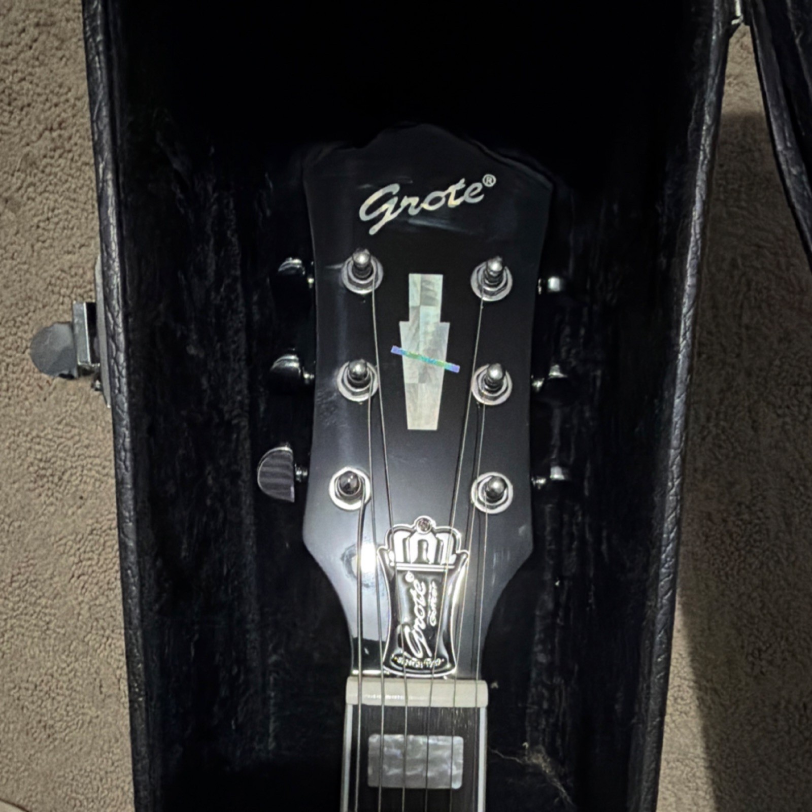 Grote Semi-Hollow Electric Guitar Brown 6 String (DOES NOT INCLUDE HARD CASE)