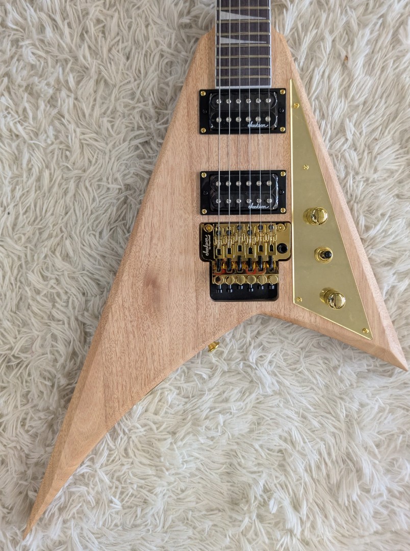 Jackson JS32 Rhoads Mahogany Electric Guitar with Floyd and Gold Hardware