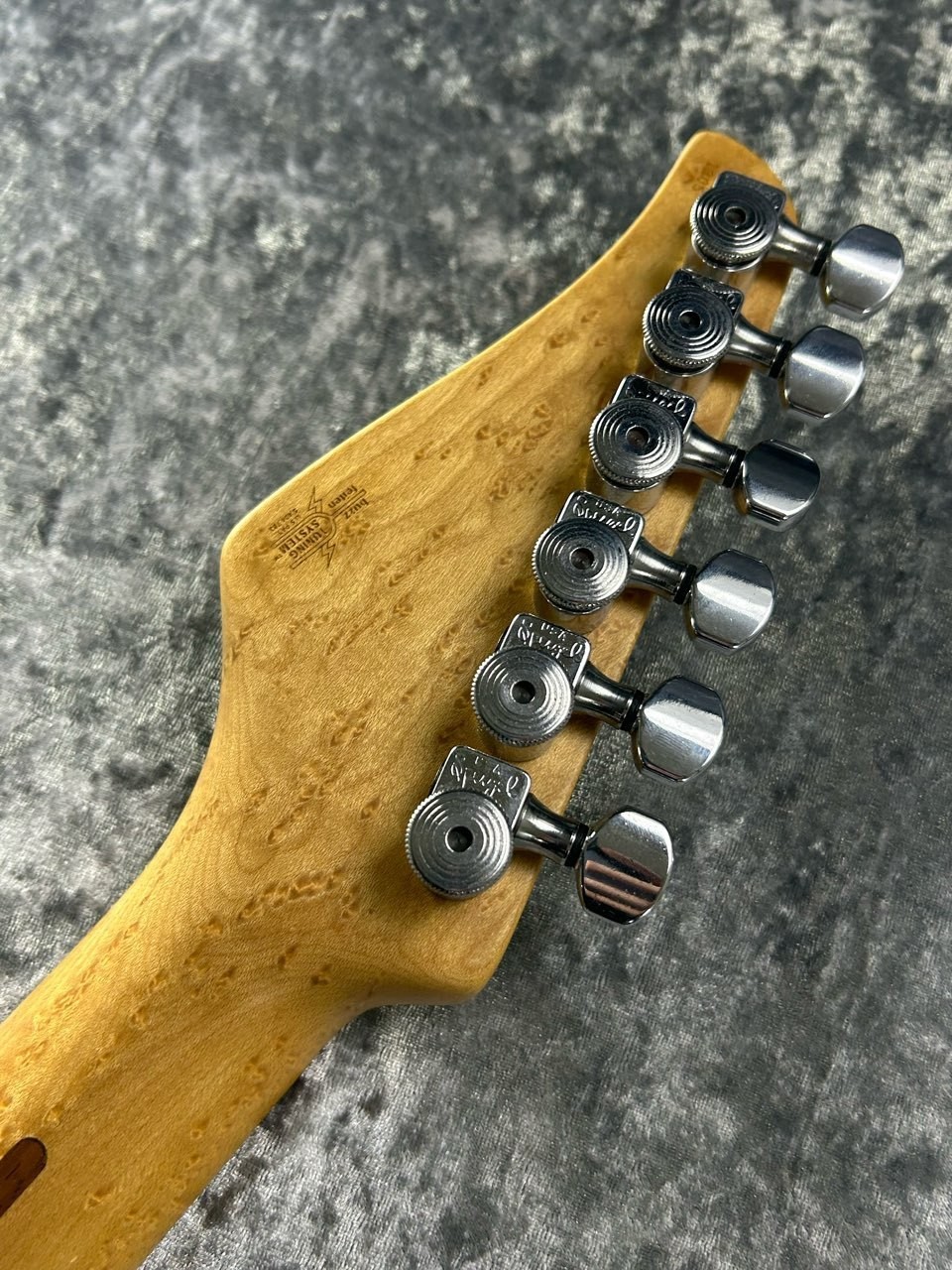 Suhr Standard Trans Turquoise 2001 3.31Kg Safe delivery from Japan