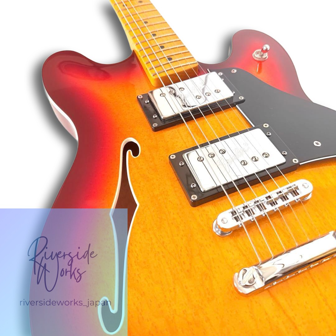 Rare Mint Fender Starcaster