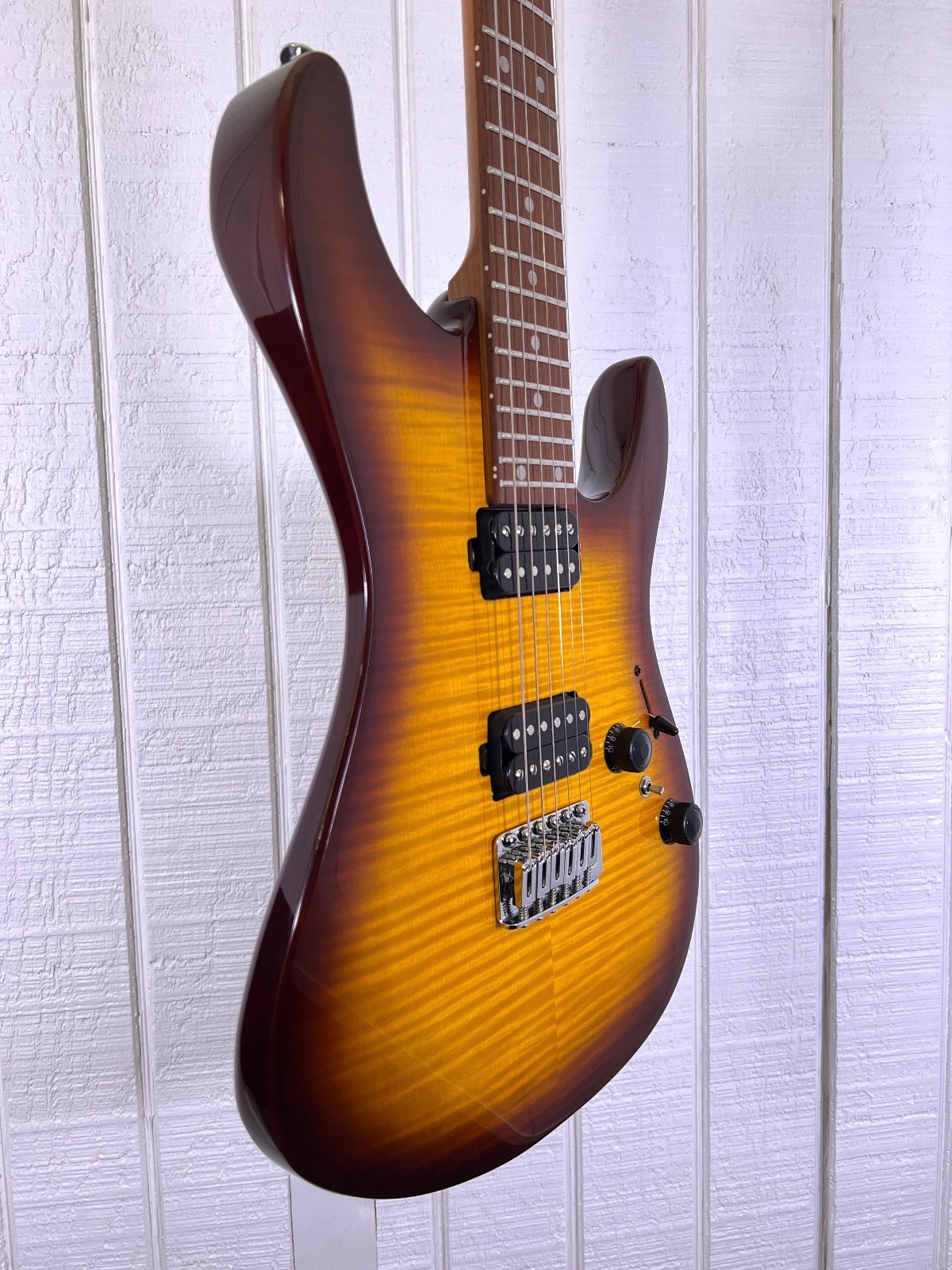 Ibanez AZ24S1FVLS Violin Sunburst