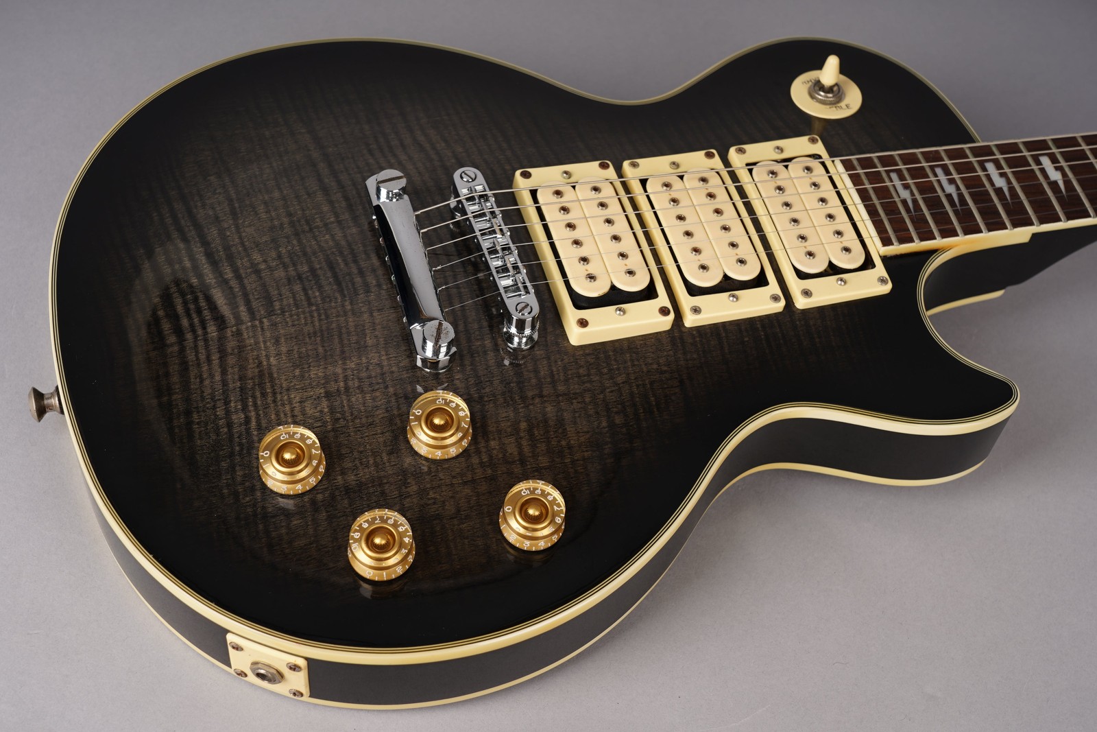 Epiphone Ace Frehley Signature Les Paul Custom – 1999 – Black Burst w/HSC